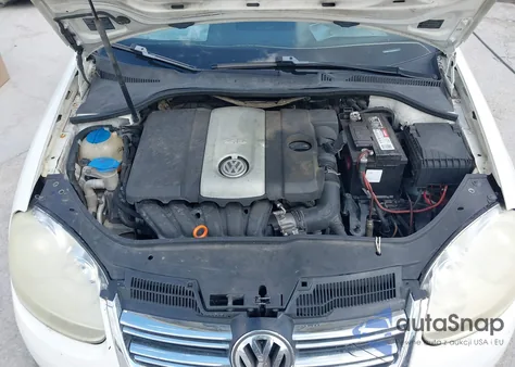 2008 Volkswagen Jetta Se/Sel from USA, damaged, VIN 3VWRM71K58M083712